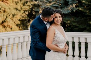 Washington wedding photographer capturing a portrait of the bride and groom at Beecher Hill House in Leavenworth, Washington