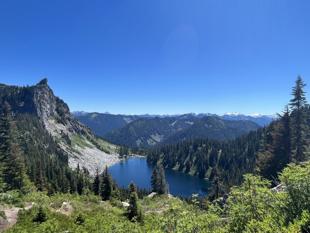 Lake Valhalla in Leavenworth, Washington on a sunny day