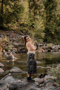 Ethereal senior portraits on the river in Leavenworth, Washington