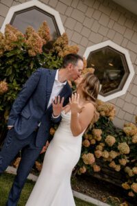 Couples portraits at Sunset Marina in Lake Chelan